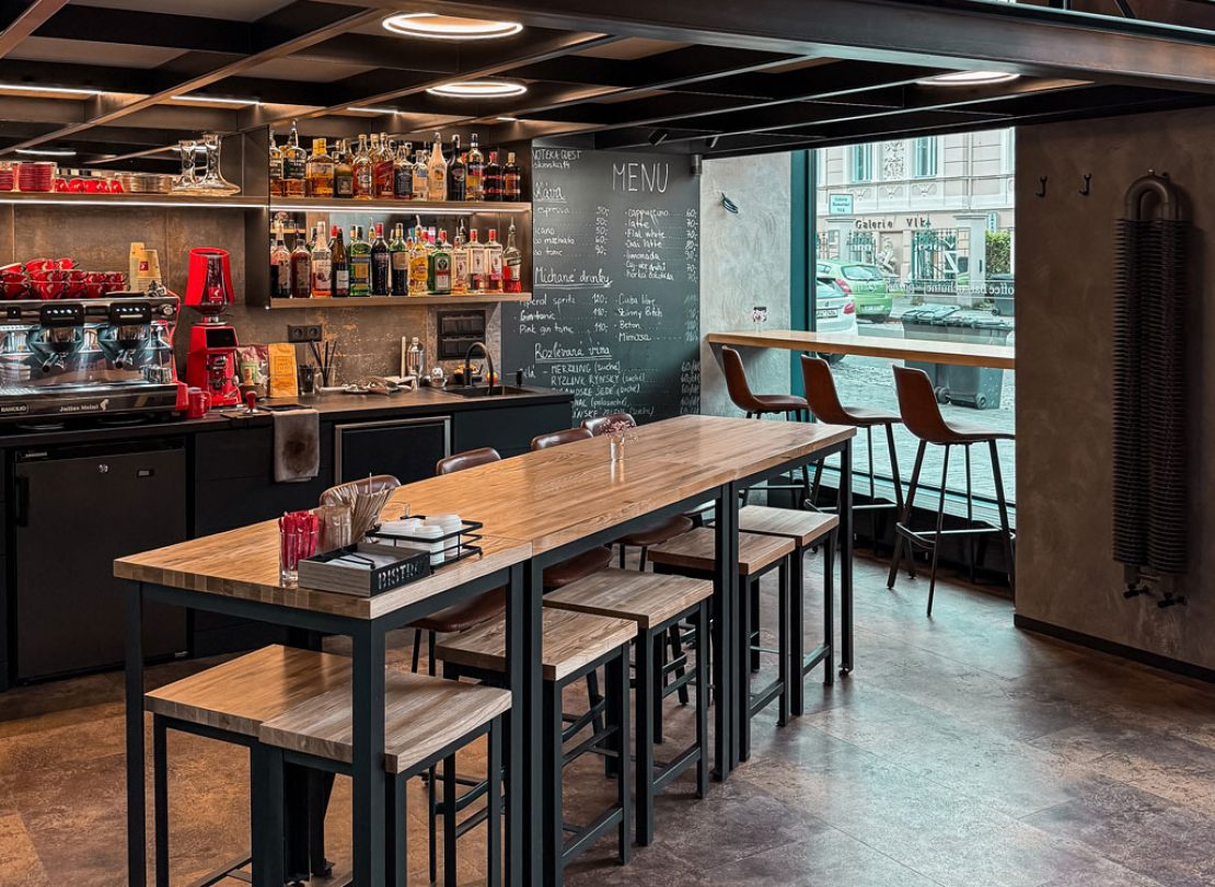 VINNÝ BAR KARLOVY VARY / 2025