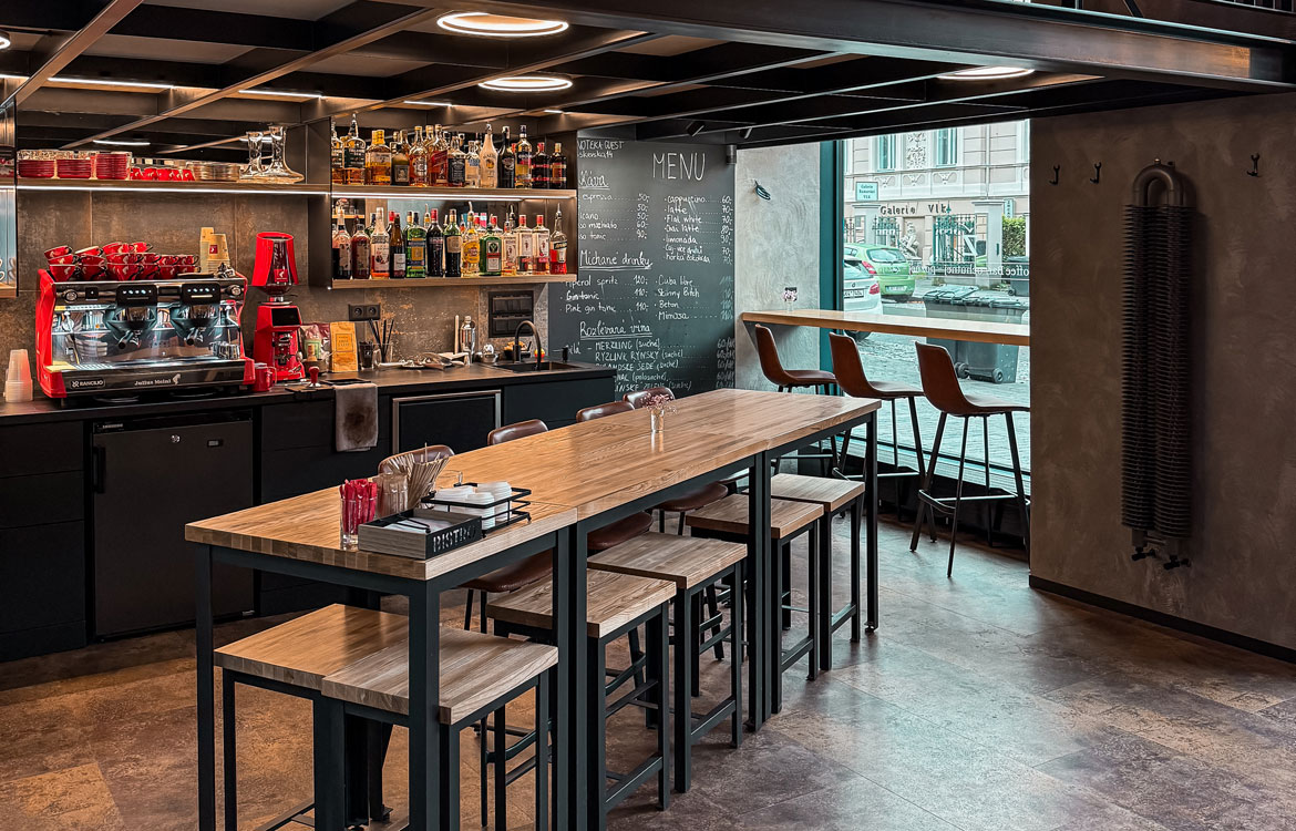 VINNÝ BAR KARLOVY VARY / 2025