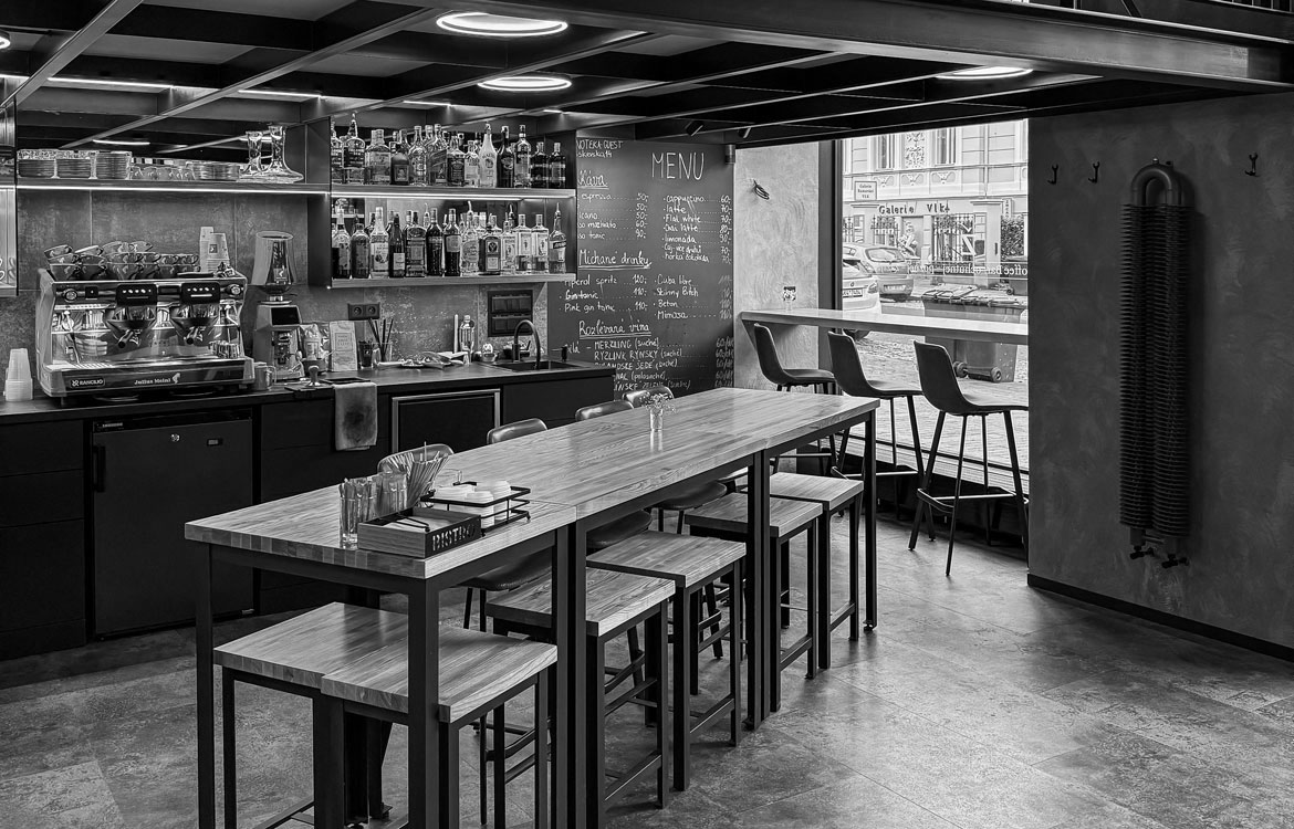 VINNÝ BAR KARLOVY VARY / 2025